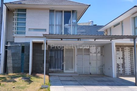 Rumah Dijual The Mansion Pakuwon Indah Surabaya Barat