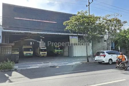 Jual Tempat Usaha atau Gudang di Raya Demak Surabaya