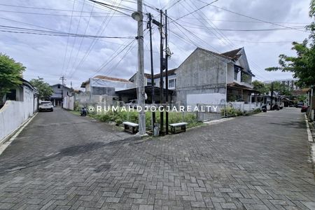 Jual Tanah Strategis 2 Muka di Babarsari Sleman Yogyakarta - Selangkah Menuju ATAMAJAYA, UPN, J - WALK SAHID