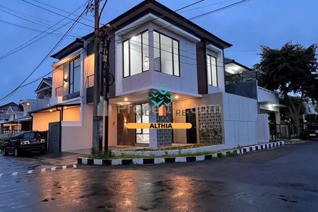 DIJUAL Rumah Brand New Minimalis Modern dengan 2 Lantai, Posisi Hook, Siap Huni dan Dalam Cluster Bintaro Sektor 9 Tangerang Selatan
