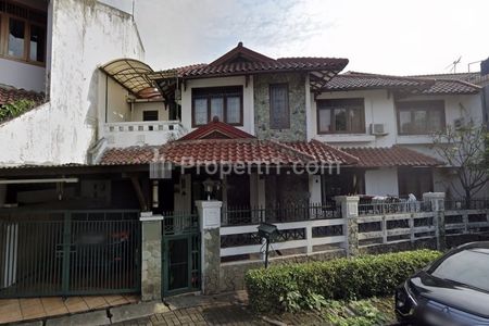 Jual Rumah Dua Lantai di Komplek Puri Cinere Kota Depok