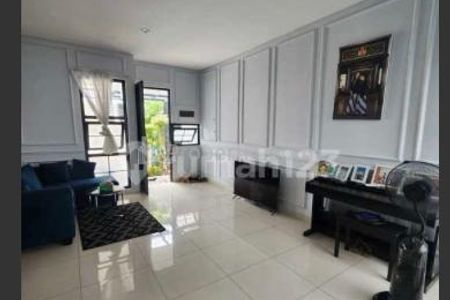 Dijual Rumah Murah Brand New 3 Lantai Siap Huni di Cluster Maison De Wisteria Metland Menteng