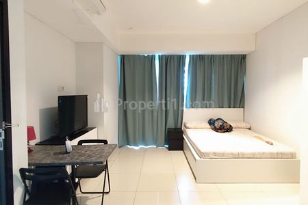 Sewa Apartemen The Aspen Peak Residence Dekat MRT Fatmawati, Jakarta Selatan - Studio Furnished