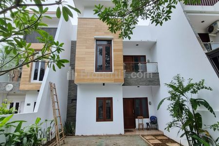 Jual Rumah di Cibubur Cimanggis Depok, Dekat Stasiun LRT Harjamukti