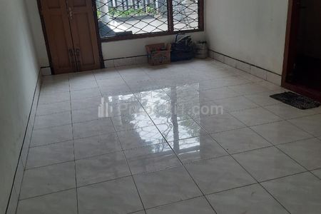 Dijual Rumah Hitung Tanah Strategis Daerah Jatayu Bandung