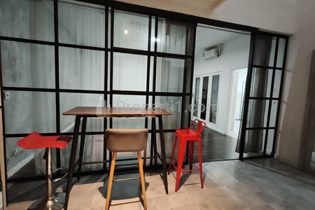 Sewa Rumah Jakarta Selatan Murah - Turun Harga - Cilandak Lebak Bulus: Rumah Mewah Modern Minimalist Futuristic Glass Asri Sejuk di Taman Bona Indah