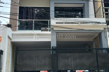 Dijual Rumah Furnished Mewah Cantik di Kelapa Gading Jakarta Utara