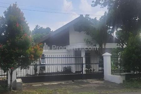Dijual Rumah di Komplek Pertanian Loji Bogor, Kota Bogor
