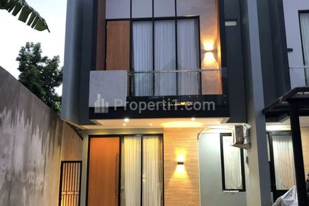 Dijual Rumah Mewah di Cipedak Jagakarsa, Jakarta Selatan