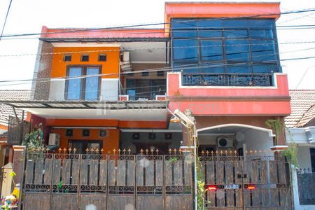Dijual Rumah 2 Lantai di Rungkut Mapan Barat, Surabaya