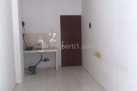 Disewakan Murah Kios City Park Ukuran 2,5 X 6 m di Cengkareng, Jakarta Barat