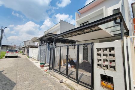 Dijual Rumah Mewah di Gunung Anyar Tambak, Surabaya