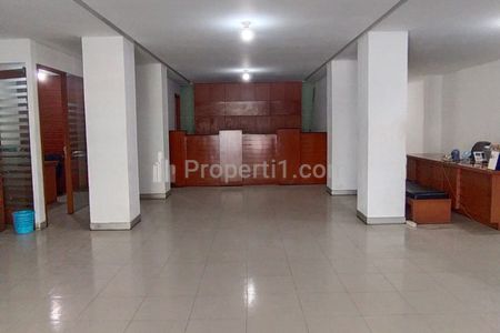 Dijual Ruko Lokasi Strategis Pinggir Jalan Raya di Sebrang RS Hermina Sunter Jakarta Utara