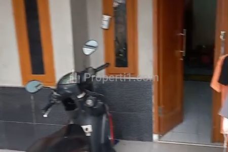Dijual Rumah Seken Cocok untuk Usaha Kontrakan atau Kostan di Pondok Cabe, Tangerang Selatan