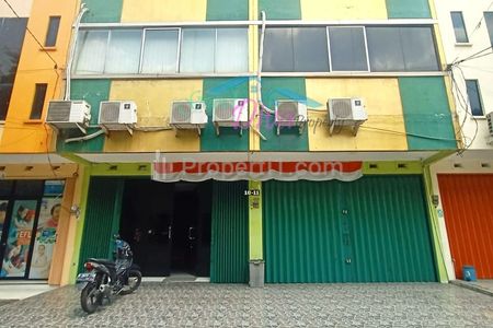 Dijual Ruko Malaka Country Lokasi Strategis di Pinggir Jalan Raya Duren Sawit, Jakarta Timur