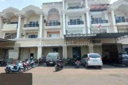 Disewakan Ruko Sentra Niaga Harapan Indah Bekasi Siap Pakai Akses Kontainer