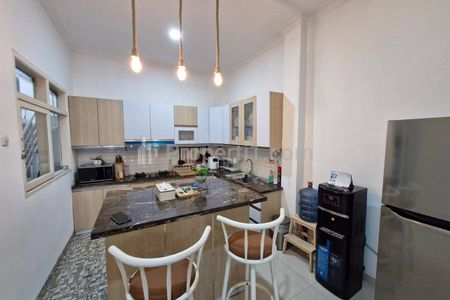 Jual Rumah Cantik Sanggar Hurip Soekarno Hatta Bandung