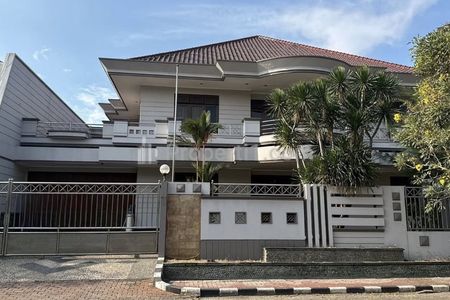 Jual Rumah Sangat Mewah Komplek Taman Hunian Satelit Surabaya
