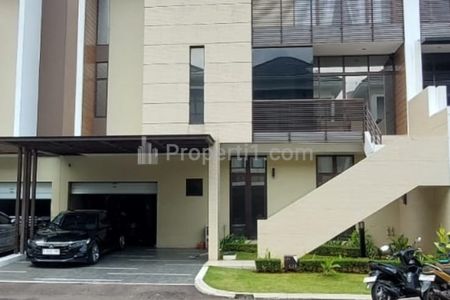 Dijual Cepat Rumah Mewah Cantik di Summarecon Bekasi Cluster Morizen Residence