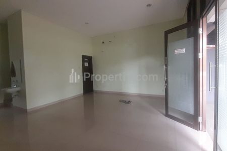 Disewakan Ruko Murah 2 Lantai di Savoy Jakarta Garden City Jakarta Timur Siap Pakai & Siap Usaha Minimalis Modern