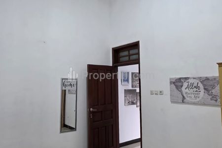 Jual Cepat Siap Huni Rumah 2 Lantai SHM di Bhaskarasari Surabaya, Dekat Pakuwon City, Kampus ITS