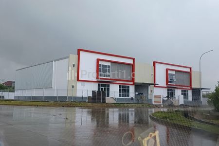Sewa Gudang Baru Ada Loading Dock Letak Hook di Kawasan Industri Delta Silikon Cikarang, Dekat GIIC, KITIC, Greenland, AEON Mall