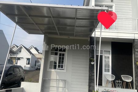 Dijual Rumah 2 Lantai Semi Furnished Nuansa Villa View Kebun Dekat Pemkot Cimahi Harga 700 Jutaan