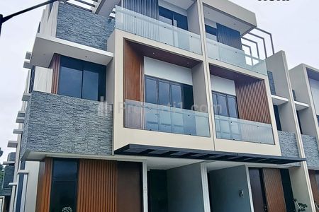 Dijual Rumah Modern Minimalis 3 Lantai Plus Rooftop READY UNIT Free Biaya dan PPN untuk Keluarga di Meruya, Jakbar