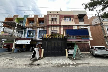 Dijual Ruko Baru Renov 3,5 Tingkat di Jalan Ismailiyah (Dekat Jl. Sutrisno) - Medan