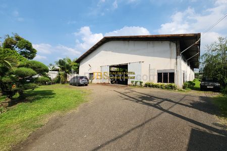 Dijual Gudang 1 Tingkat Siap Pakai di Jalan Sisingamangaraja KM 9 - Amplas