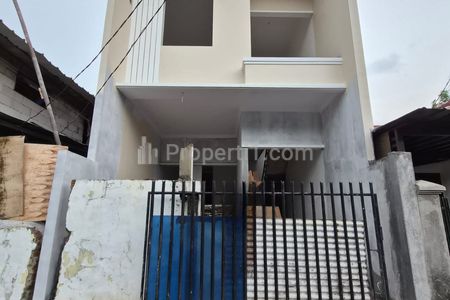 Dijual Rumah Baru dalam Komplek di Duren Sawit Jakarta Timur