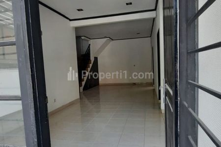 Disewakan Rumah Murah 2 Lantai di Metland Menteng Cakung Jakarta Timur Siap Huni Minimalis Modern