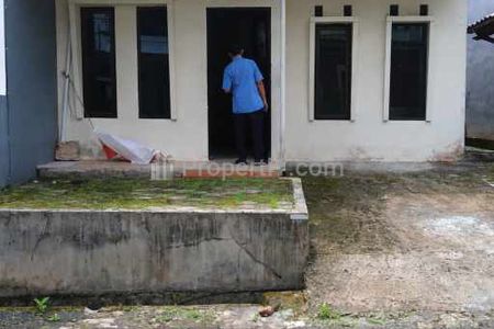 Dijual Rumah Second dalam Cluster di Bella Casa Residence Depok