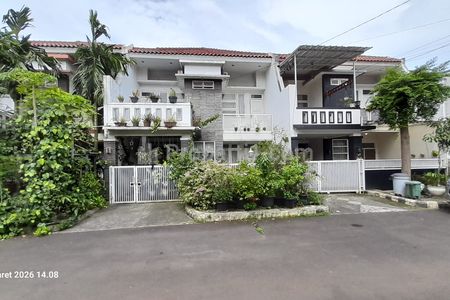 Dijual Rumah Bagus 2 Lantai Sudah SHM di Perumahan Jakasampurna Galaxy Bekasi (Belakang Lia Galaxy)