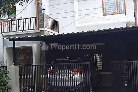 Dijual Rumah Secondary Dalam Komplek Tenang Akses Jalan Lebar di Duren Sawit Jakarta Timur