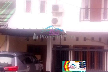 Dijual Rumah di Perum Jatibening Baru Perbatasan Lampiri Pondokgede Bekasi