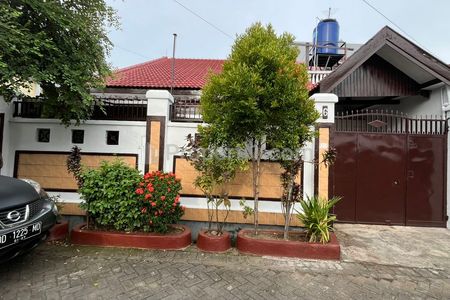 Bagian Depan Rumah