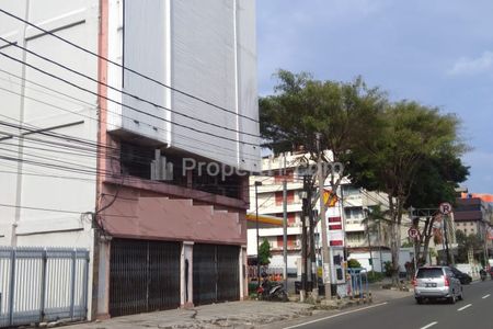 Disewakan Ruko Gandeng di Jl. KH Hasyim Ashari, Petojo Utara, Gambir, Jakarta Pusat