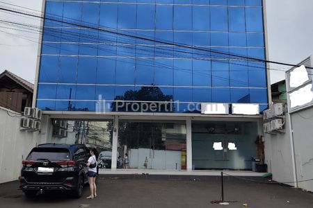Jual Cepat Ruko di Pejaten, Jakarta Selatan - Fully Furnished & Ada Rooftop