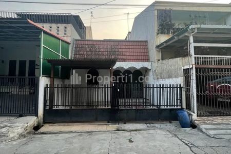 Jual Rumah Lama di Kelapa Gading Summarecon Dekat Sumagung Jakarta Utara - Jalan 2 Mobil Harga Murah