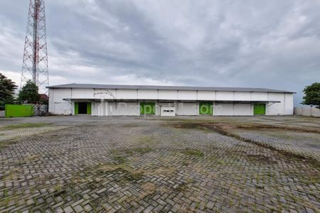 Jual Gudang Luas Kosong di Daerah Semampir Kota Kediri