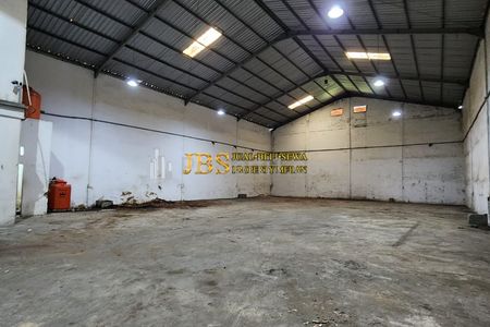 Jual Gudang Siap Pakai di Komplek Pergudangan Anif Jalan Irian Barat - Percut Sampali
