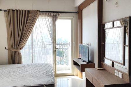 Sewa Apartemen Aspen Residence Dekat Mall One Belpark Fatmawati, Jakarta Selatan - 3BR Furnished