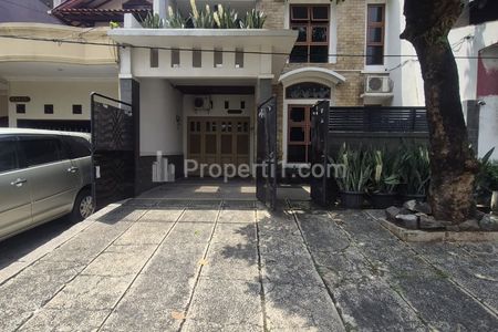 Dijual Rumah Dalam Komplek Bebas Banjir di Pondok Kelapa Jakarta Timur