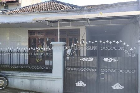 Dijual Rumah 2 Lantai di Bantaran Suhat Malang