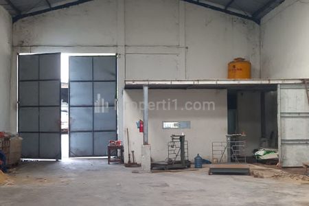 Jual Gudang Safe N Lock Sidoarjo Akses Kontainer 40