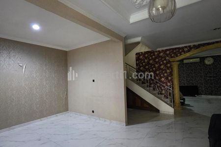 Dijual Cepat Rumah Area Bebas Banjir di Boulevard Hijau Harapan Indah Bekasi