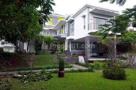 Jual Rumah Asri dan Mewah di Dago Giri Bandung