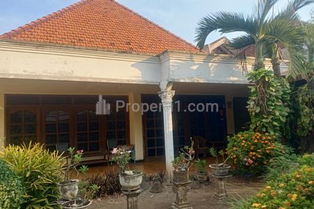 Jual Rumah Komersial Strategis Jl. Raya Kutai Lokasi, Surabaya