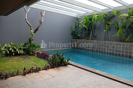 Sewa Rumah di Kebayoran Baru, Jakarta Selatan - Ada Kolam Renang & Rooftop